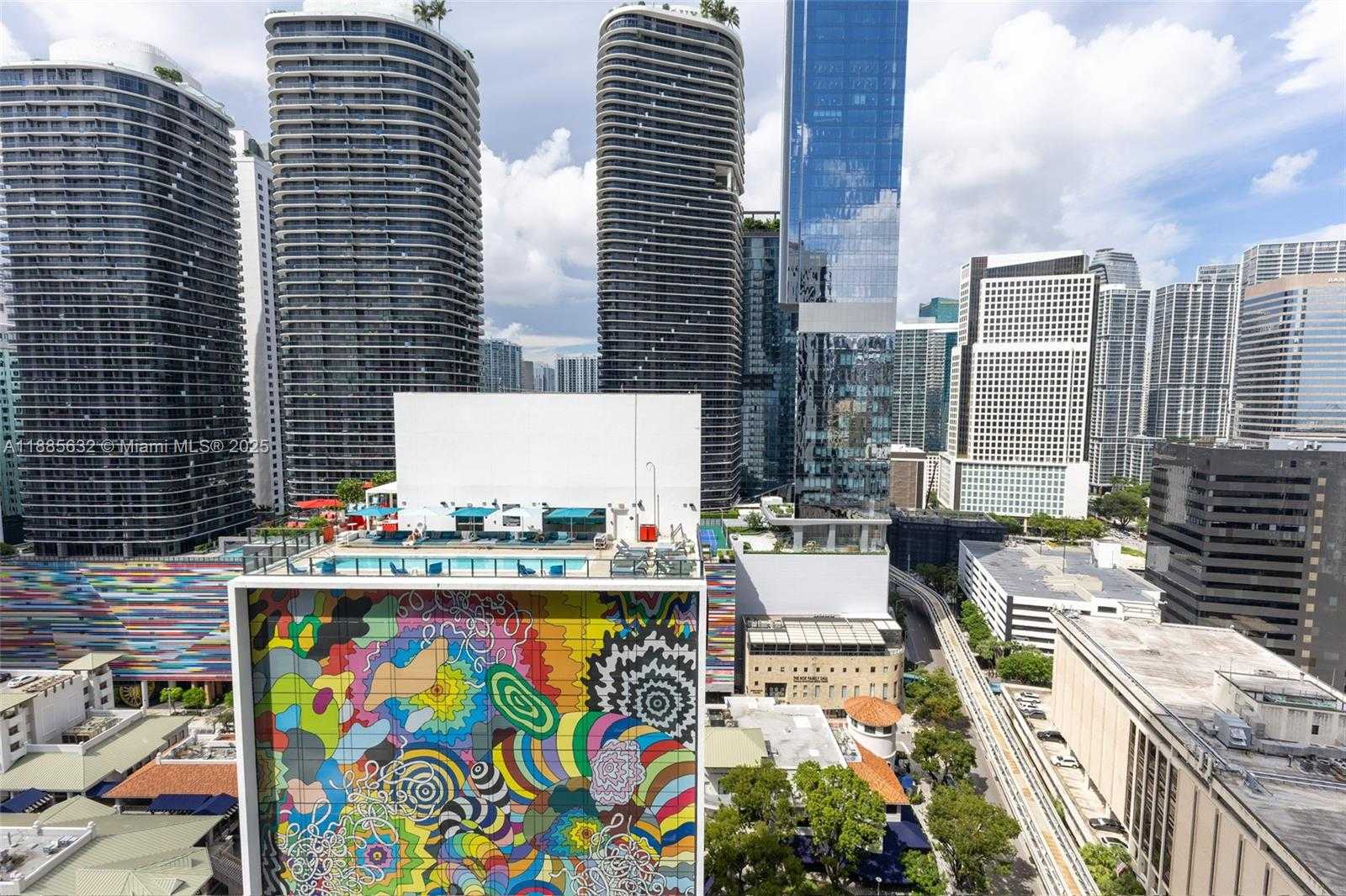 Small Image of 1000 BRICKELL PLZ #2515, Miami Number 9