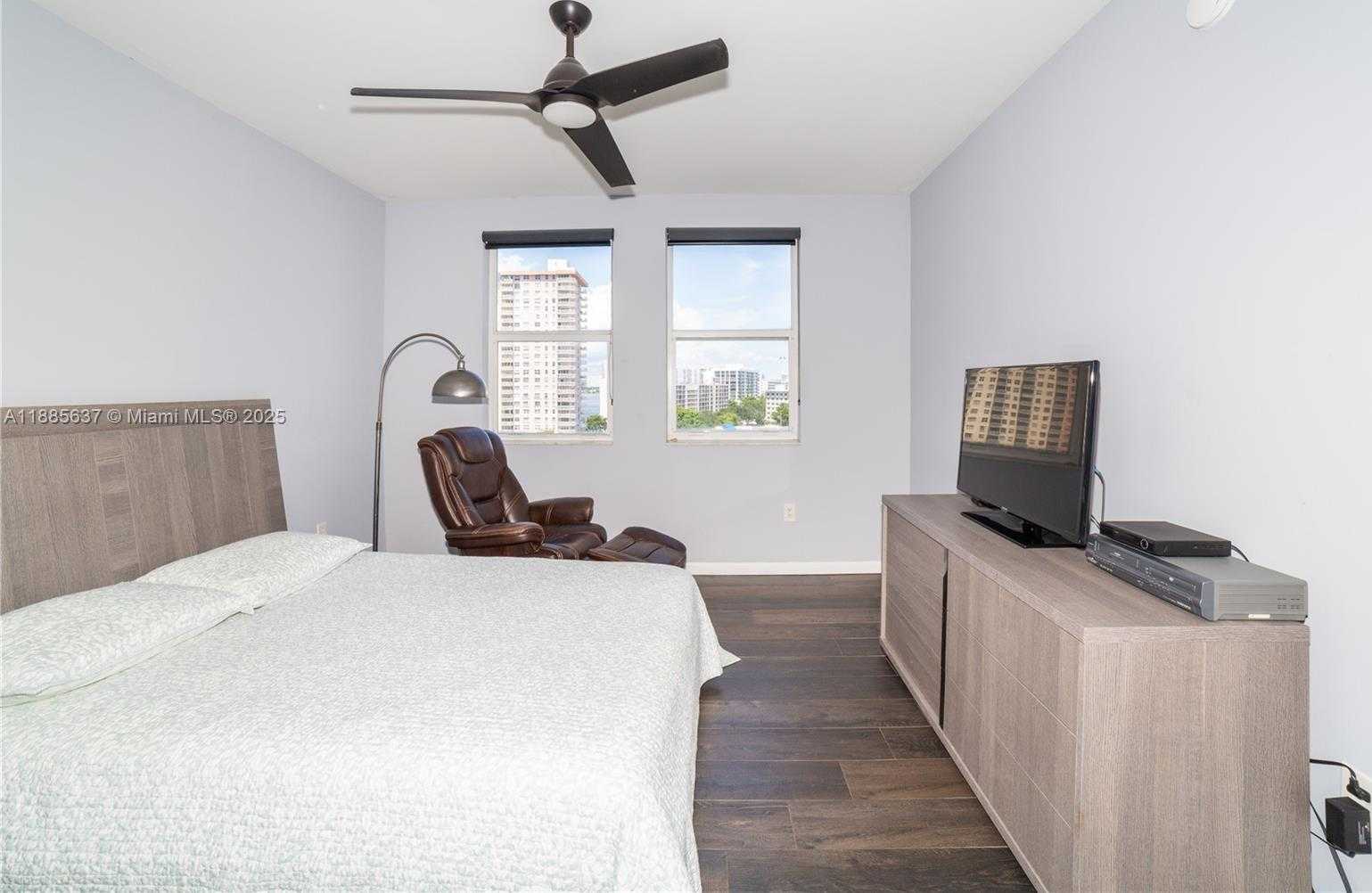 Small Image of 17150 NORTH BAY RD #2914, Sunny Isles Beach Number 18