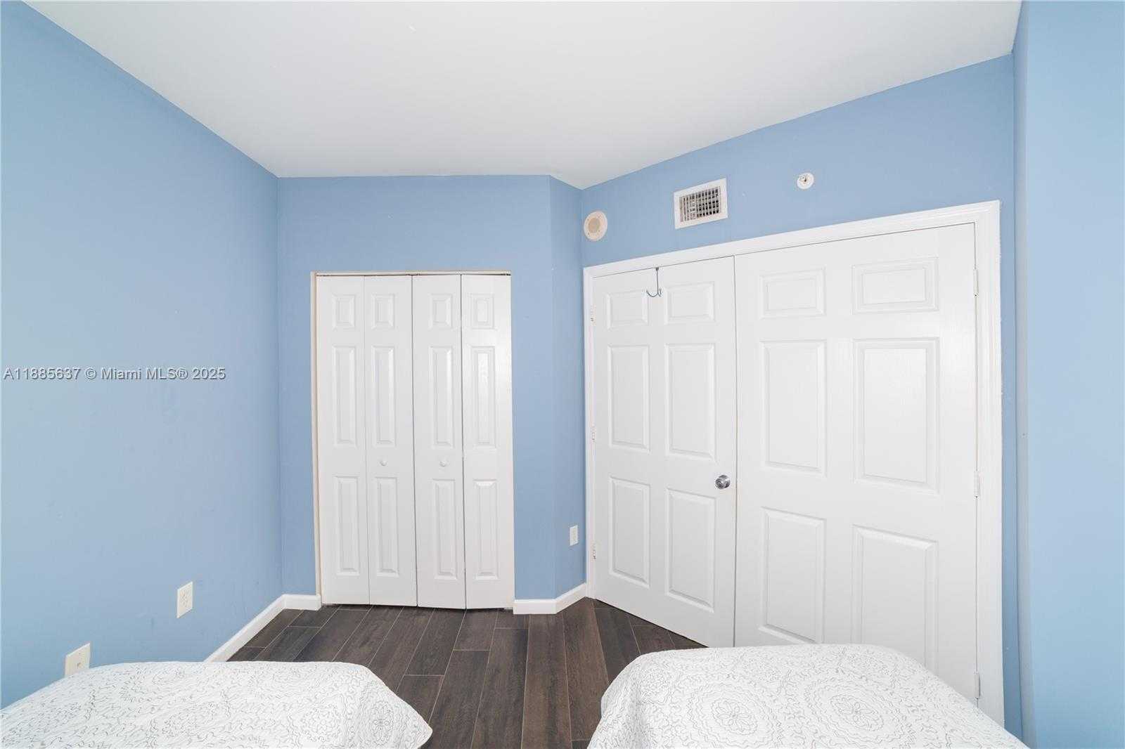 Small Image of 17150 NORTH BAY RD #2914, Sunny Isles Beach Number 34
