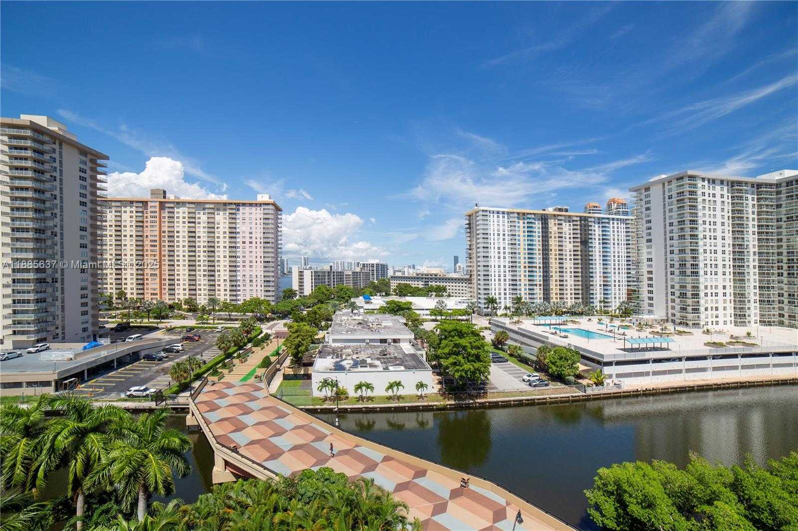 Small Image of 17150 NORTH BAY RD #2914, Sunny Isles Beach Number 44