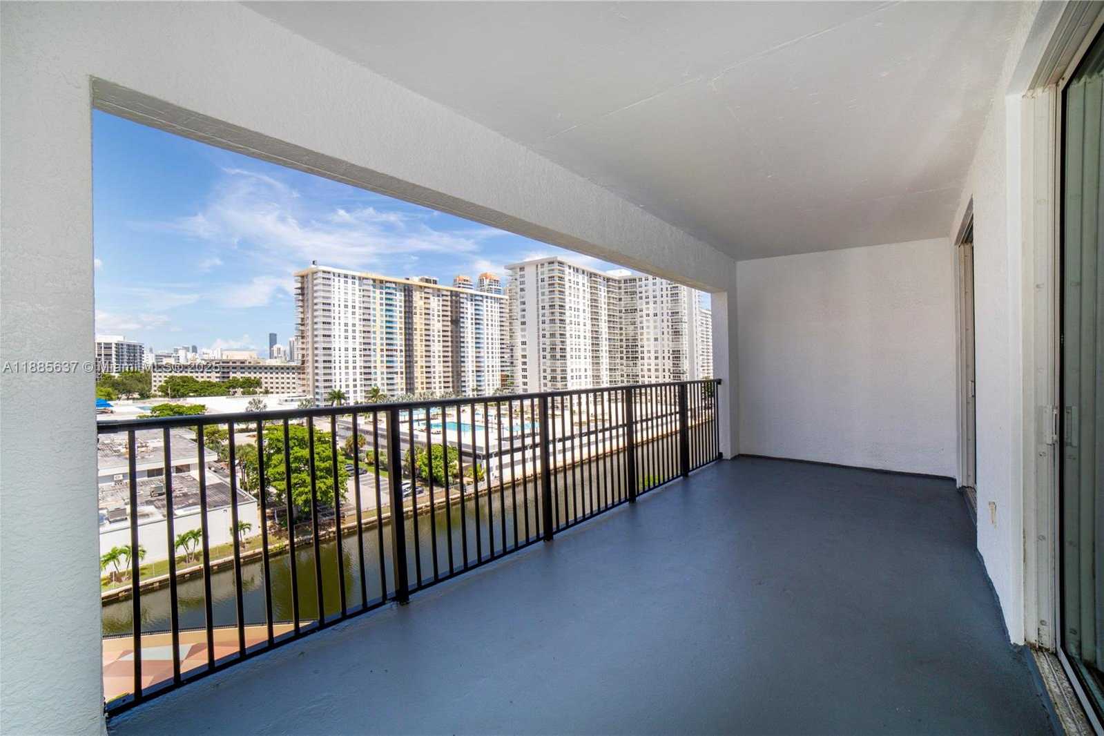 Small Image of 17150 NORTH BAY RD #2914, Sunny Isles Beach Number 50