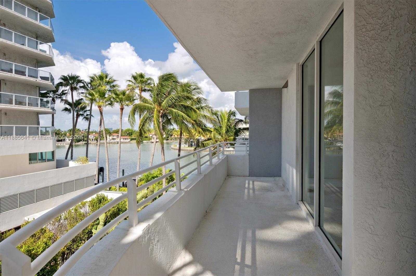 Small Image of 5970 INDIAN CREEK DR #302, Miami Beach Number 15