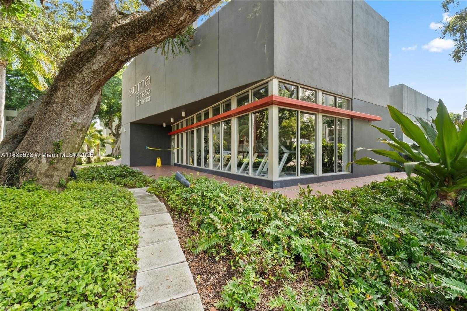 Small Image of 650 NORTH EAST 64TH ST #GPH4, Miami Number 16