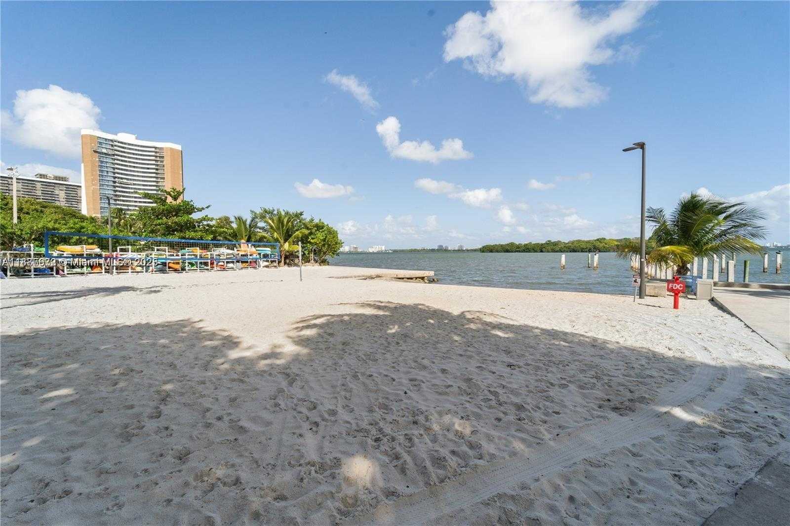 Small Image of 650 NORTH EAST 64TH ST #GPH4, Miami Number 22