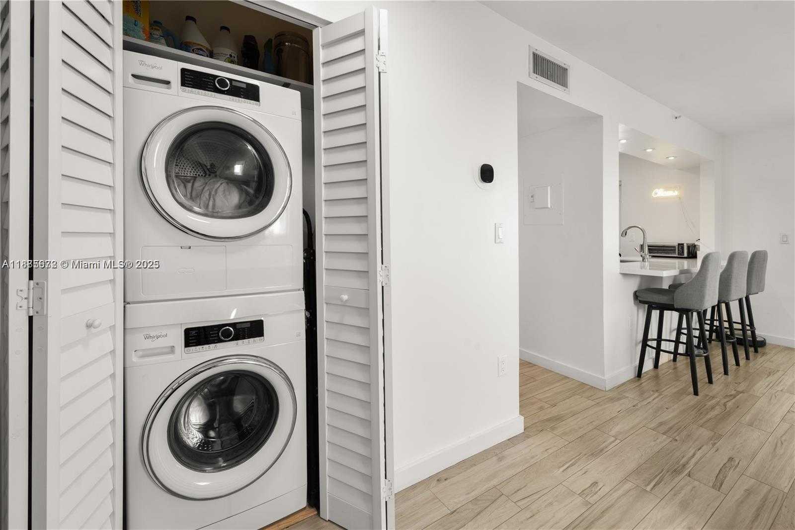 Small Image of 650 NORTH EAST 64TH ST #GPH4, Miami Number 8