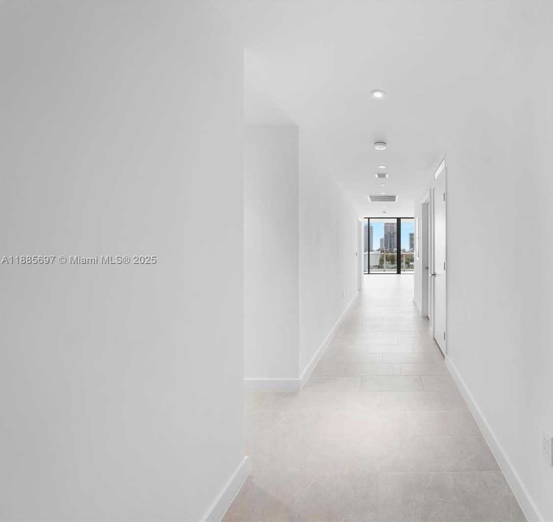 Imagen de Pequeño Objeto