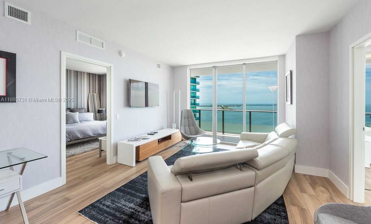 Small Image of 1300 BRICKELL BAY DR #3205, Miami Number 2