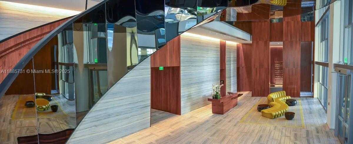 Small Image of 1300 BRICKELL BAY DR #3205, Miami Number 60