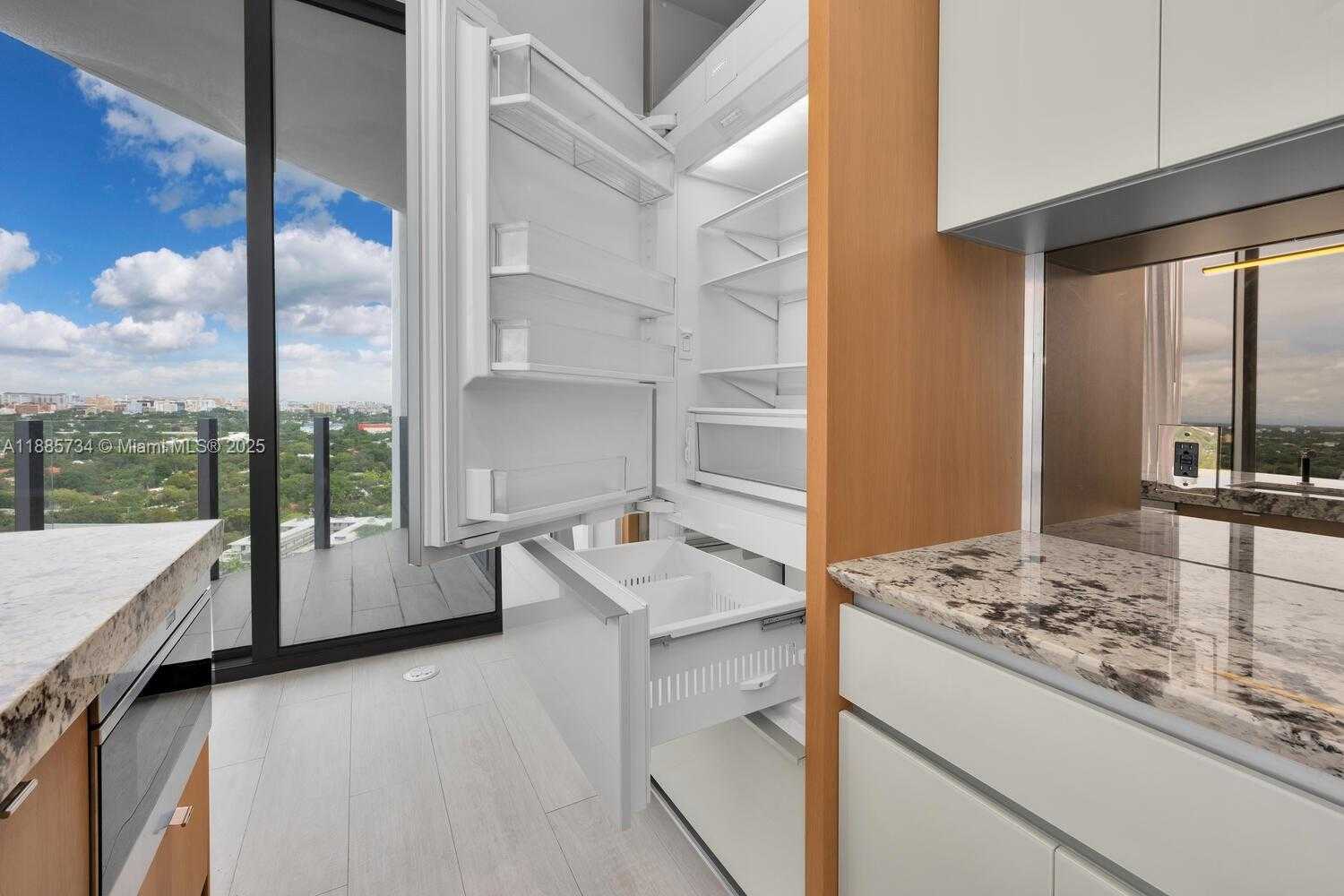 Small Image of 2831 SOUTH BAYSHORE DR #2008, Miami Number 17
