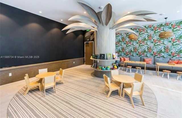 Small Image of 2831 SOUTH BAYSHORE DR #2008, Miami Number 38