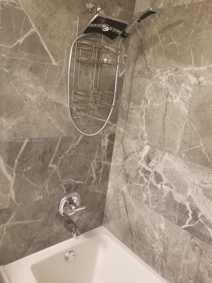 Imagen de Pequeño Objeto