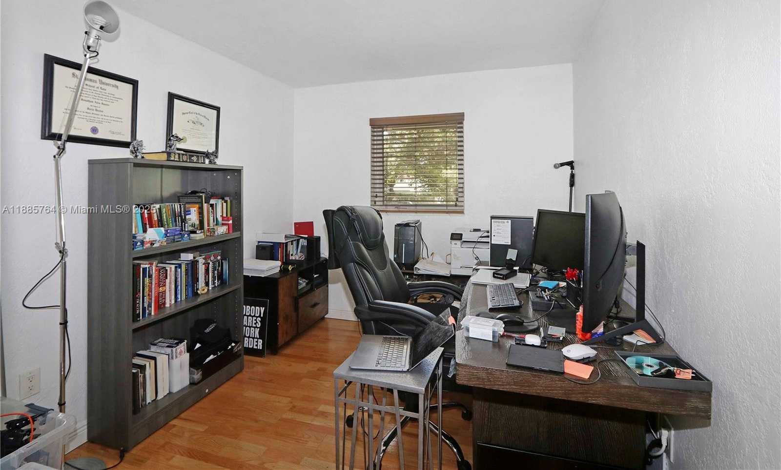 Small Image of 8617 SOUTH WEST 68TH CT #24, Pinecrest Number 17