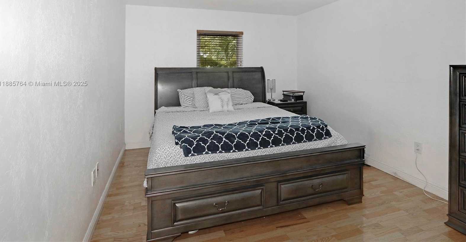 Small Image of 8617 SOUTH WEST 68TH CT #24, Pinecrest Number 21