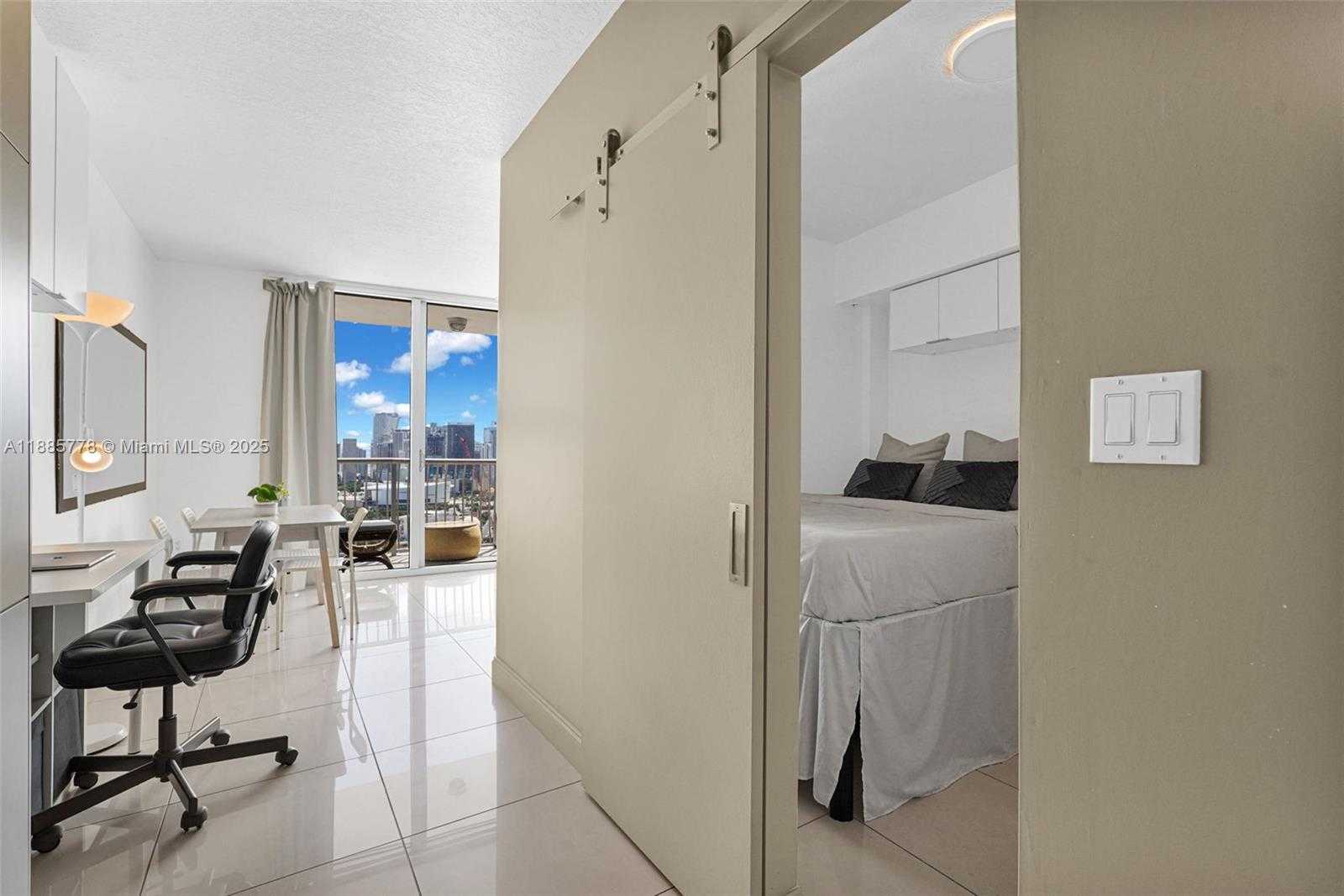 Small Image of 1750 NORTH BAYSHORE DR #3708, Miami Number 10
