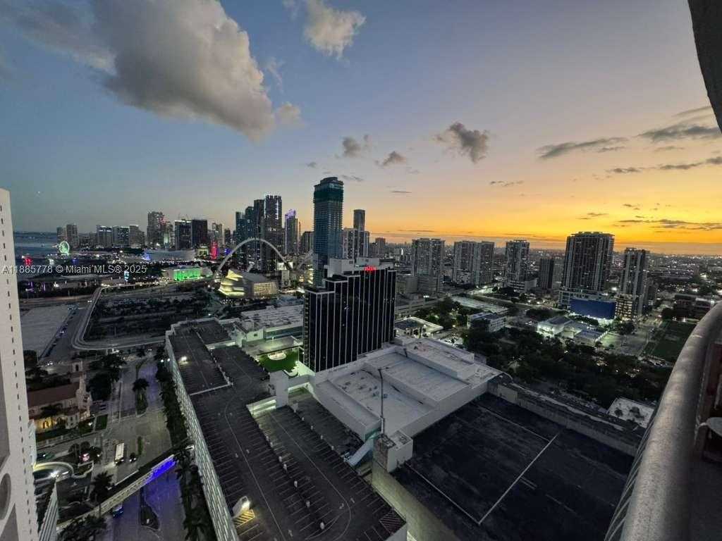 Small Image of 1750 NORTH BAYSHORE DR #3708, Miami Number 21