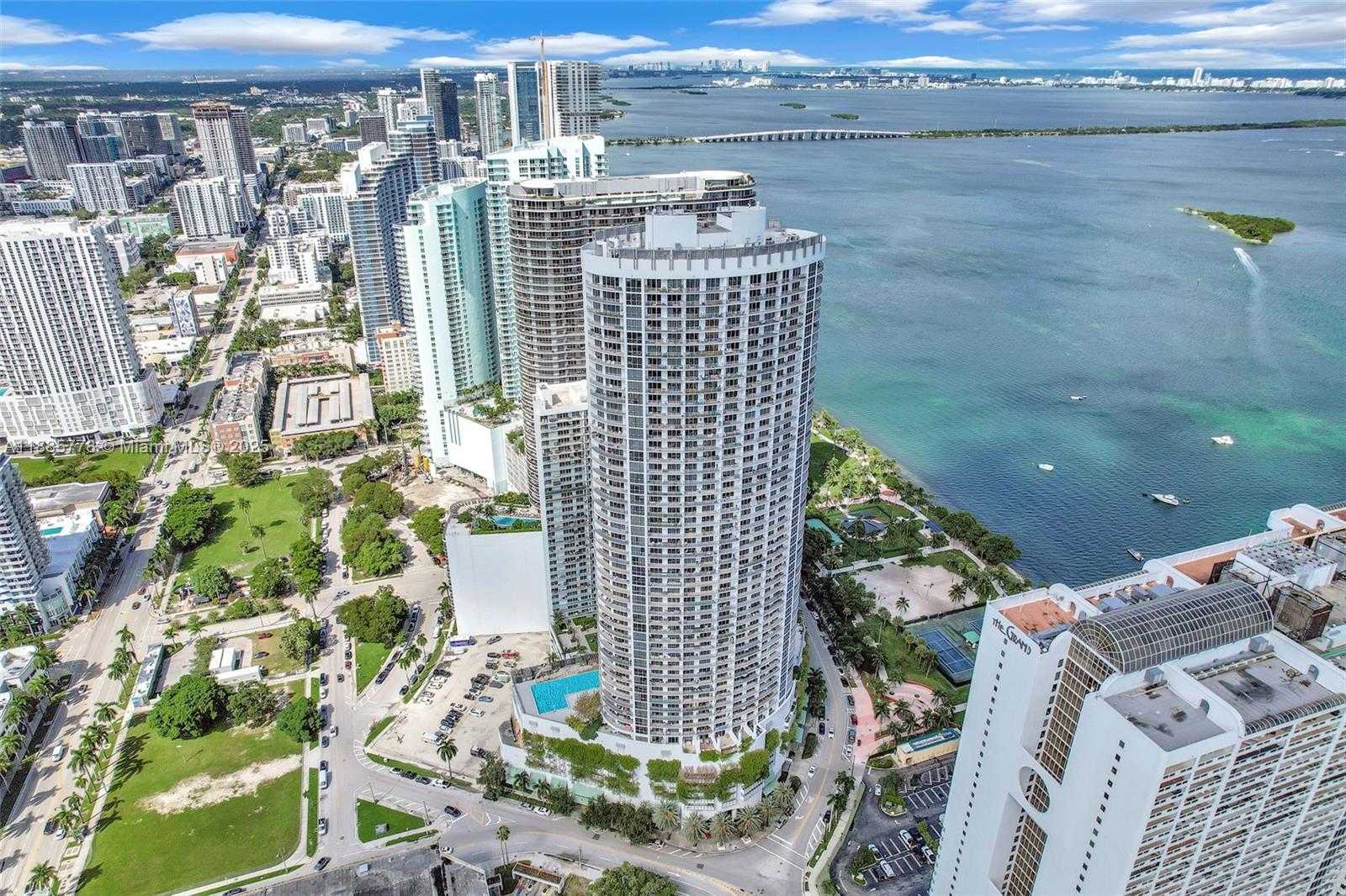 Small Image of 1750 NORTH BAYSHORE DR #3708, Miami Number 25