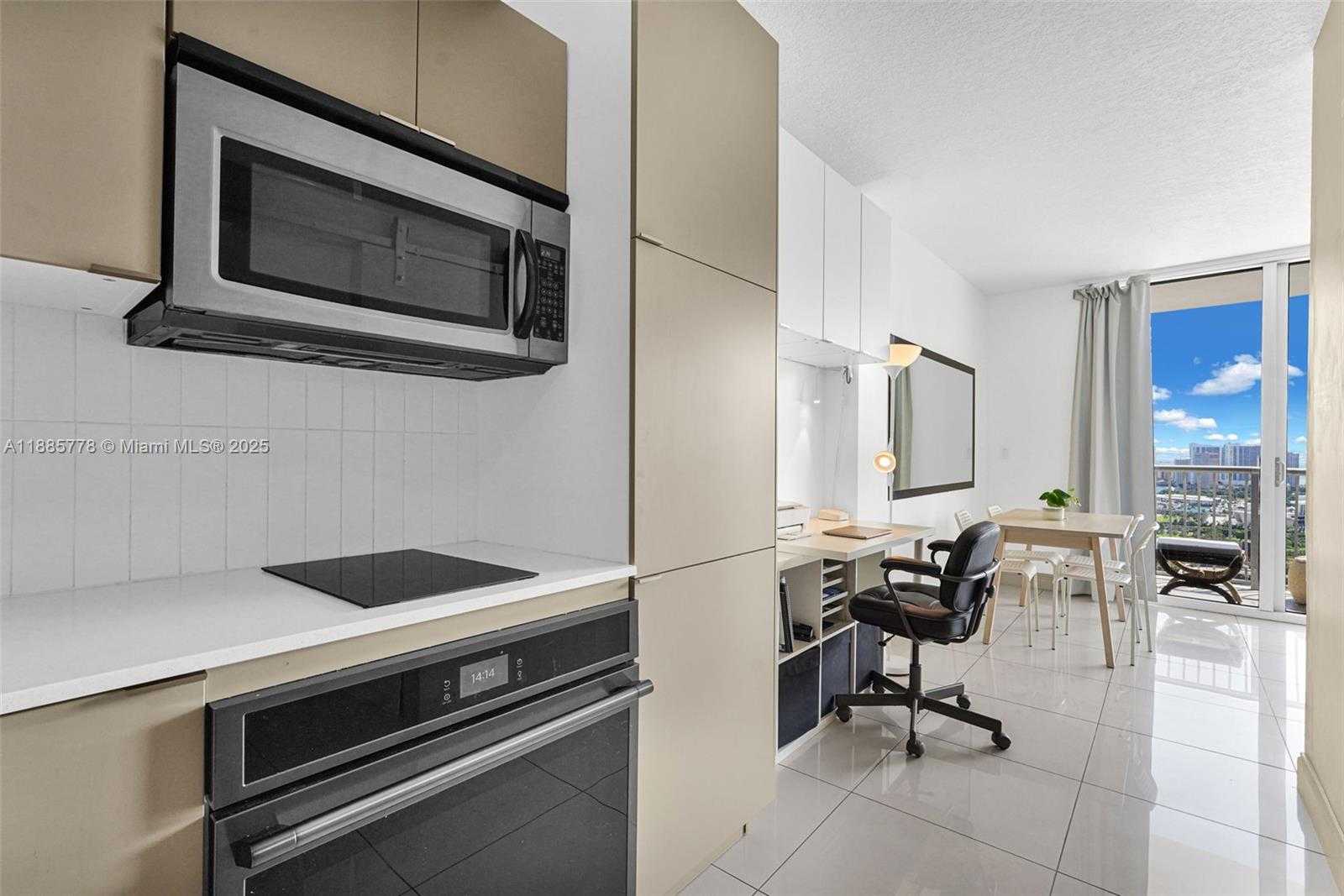 Small Image of 1750 NORTH BAYSHORE DR #3708, Miami Number 7
