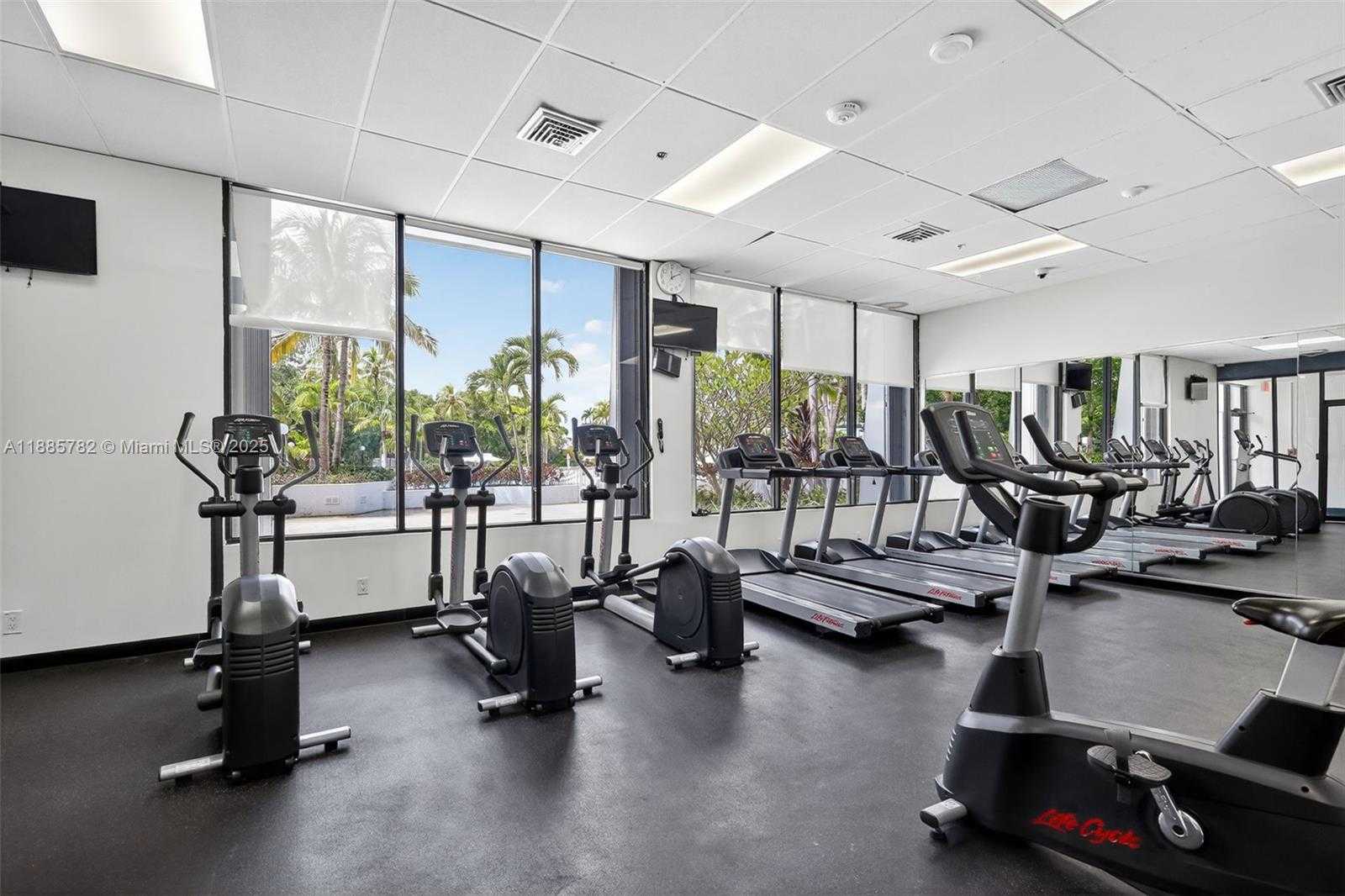 Small Image of 100 BAYVIEW DR #1512, Sunny Isles Beach Number 22