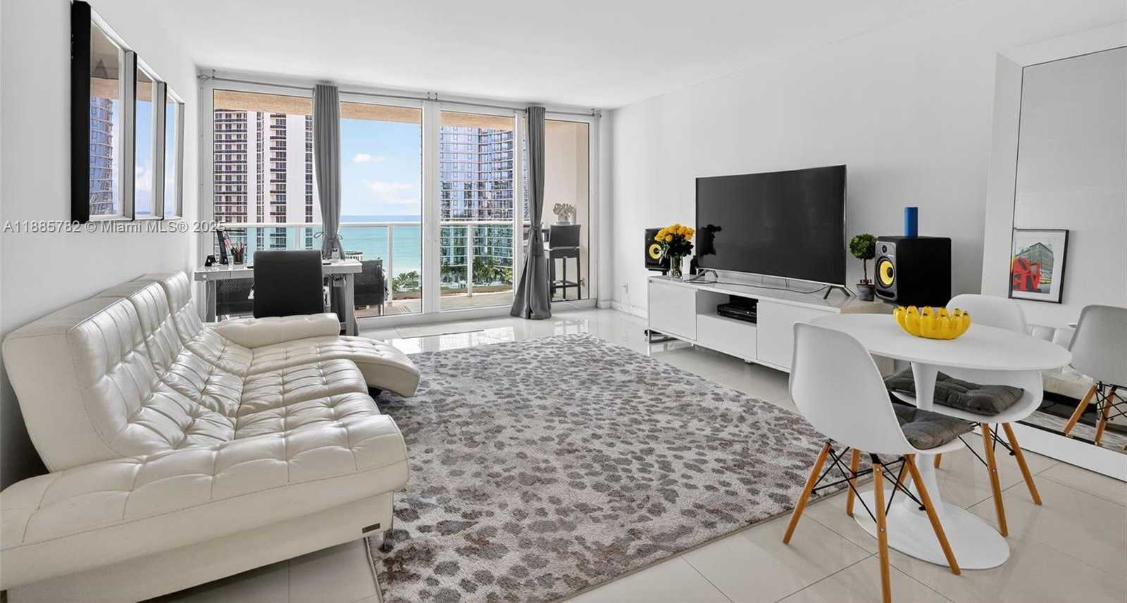 Small Image of 100 BAYVIEW DR #1512, Sunny Isles Beach Number 3