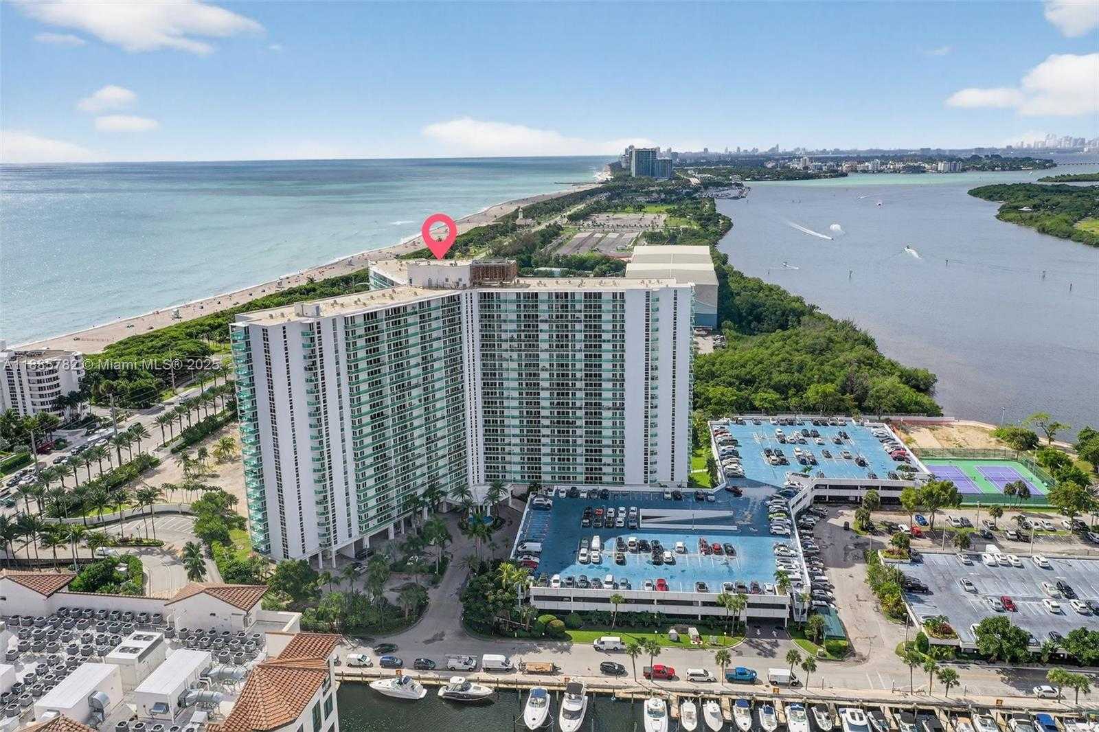 Small Image of 100 BAYVIEW DR #1512, Sunny Isles Beach Number 31