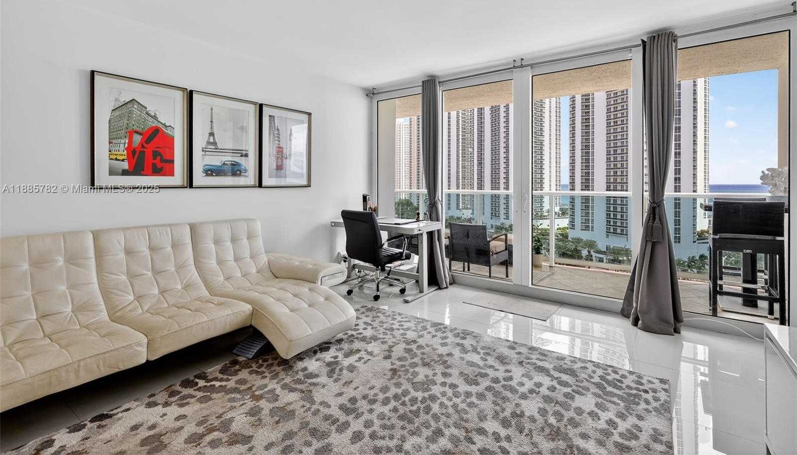 Small Image of 100 BAYVIEW DR #1512, Sunny Isles Beach Number 5