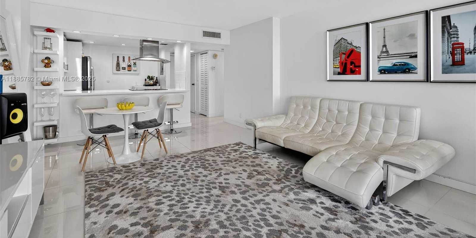 Small Image of 100 BAYVIEW DR #1512, Sunny Isles Beach Number 7