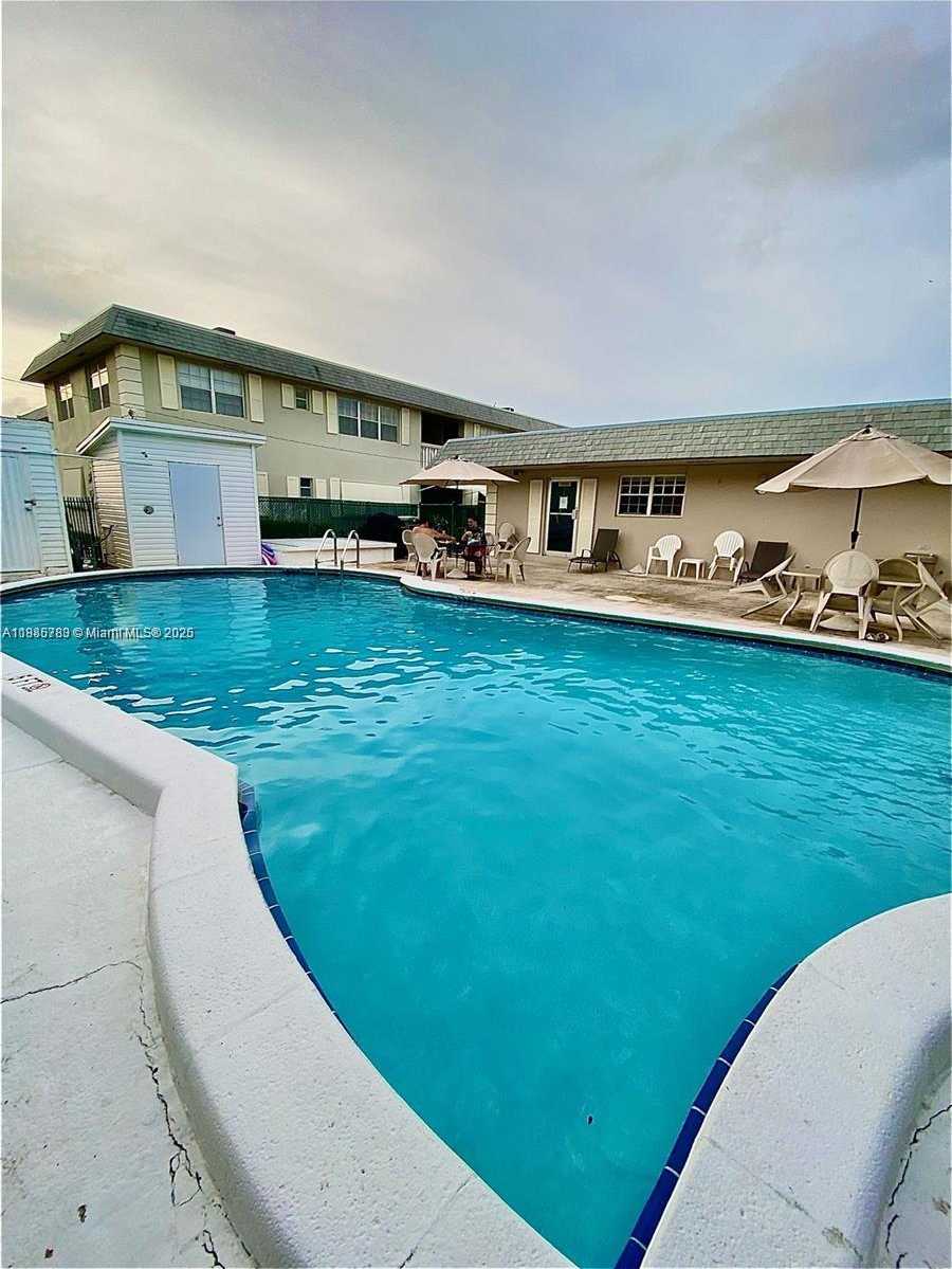 Small Image of 1520 MCKINLEY ST #216E, Hollywood Number 11