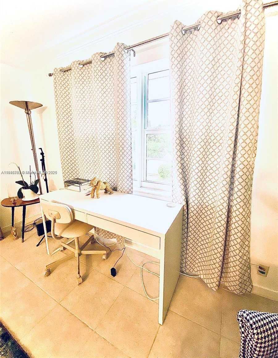 Small Image of 1520 MCKINLEY ST #216E, Hollywood Number 6
