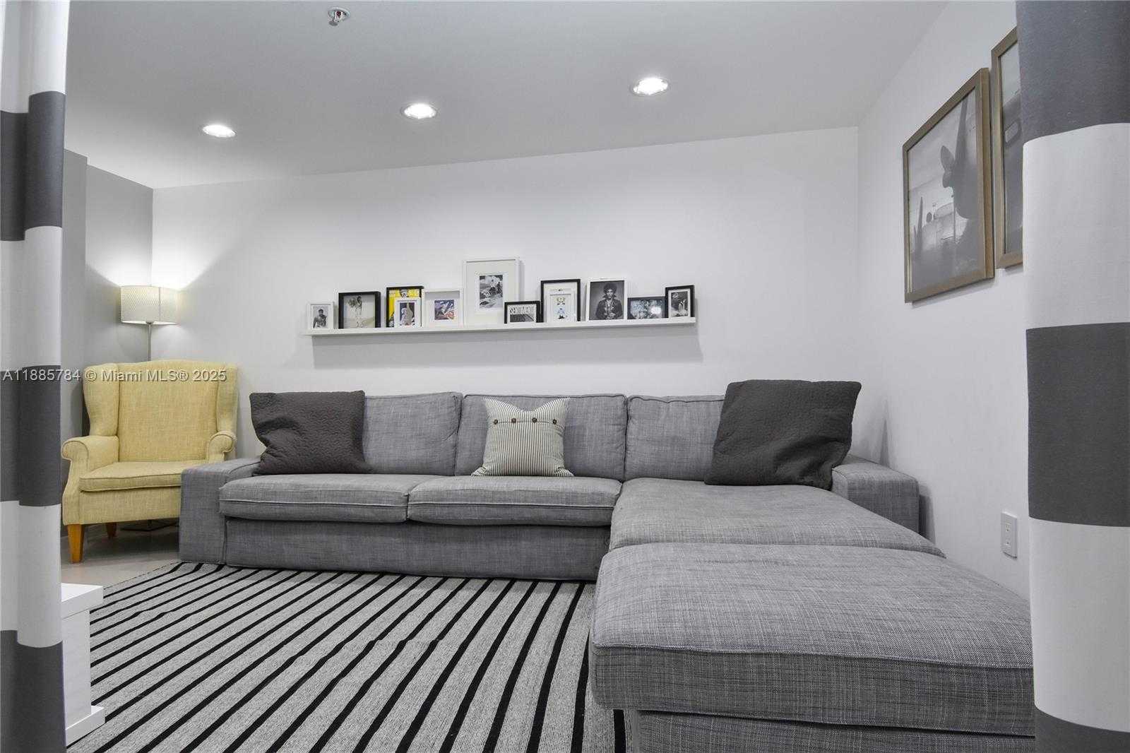 Small Image of 3030 NORTH EAST 188TH ST #309, Aventura Number 12