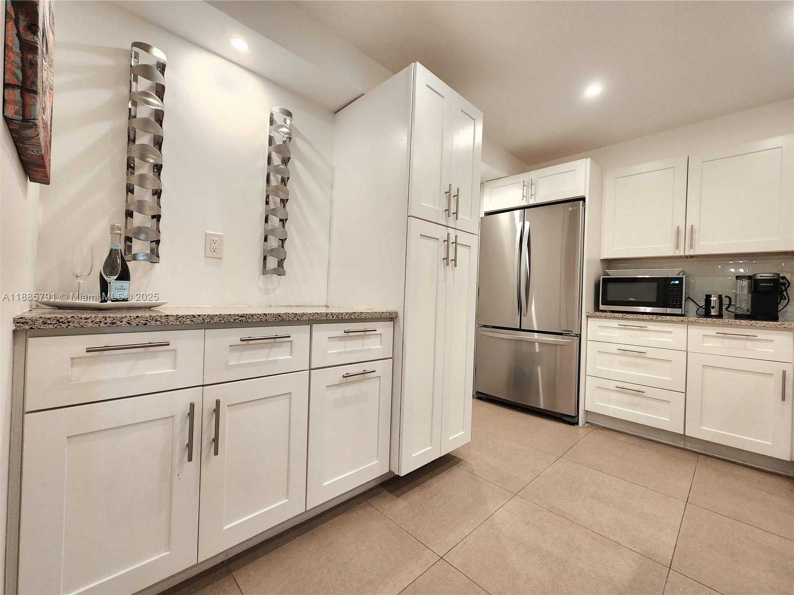 Small Image of 2030 SOUTH OCEAN DR #1218, Hallandale Beach Number 13