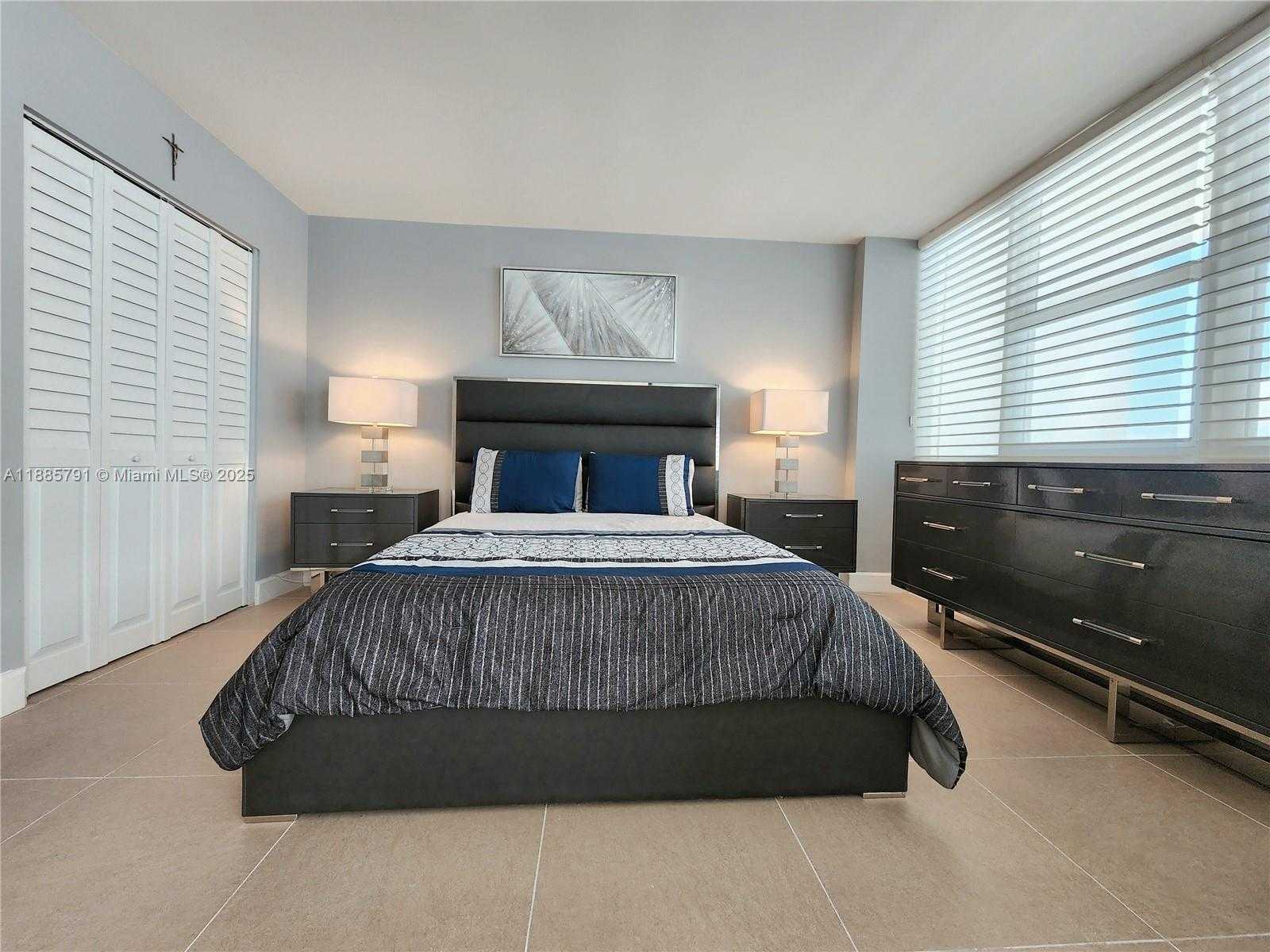 Small Image of 2030 SOUTH OCEAN DR #1218, Hallandale Beach Number 18