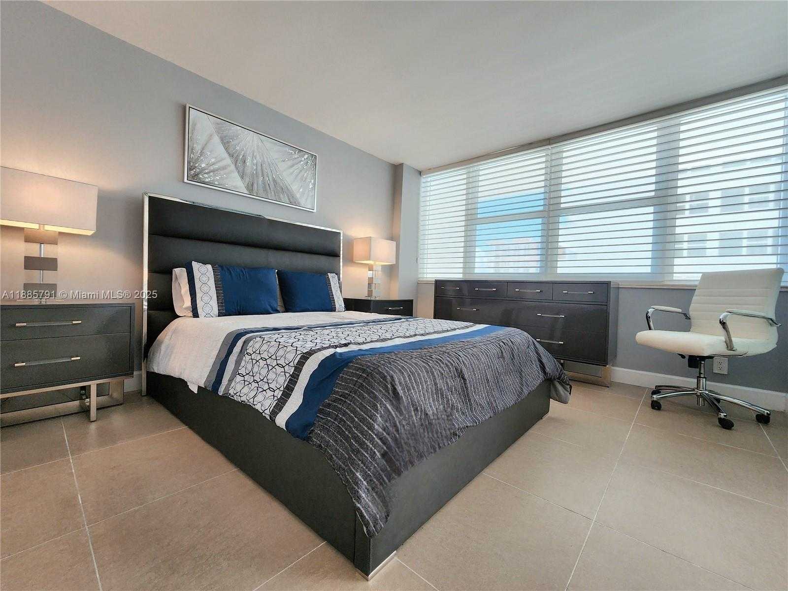 Small Image of 2030 SOUTH OCEAN DR #1218, Hallandale Beach Number 19