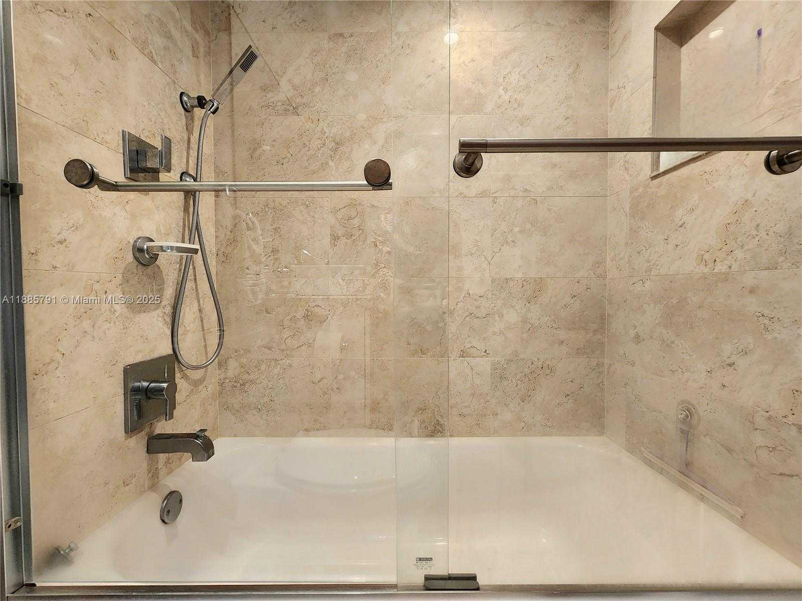 Small Image of 2030 SOUTH OCEAN DR #1218, Hallandale Beach Number 26