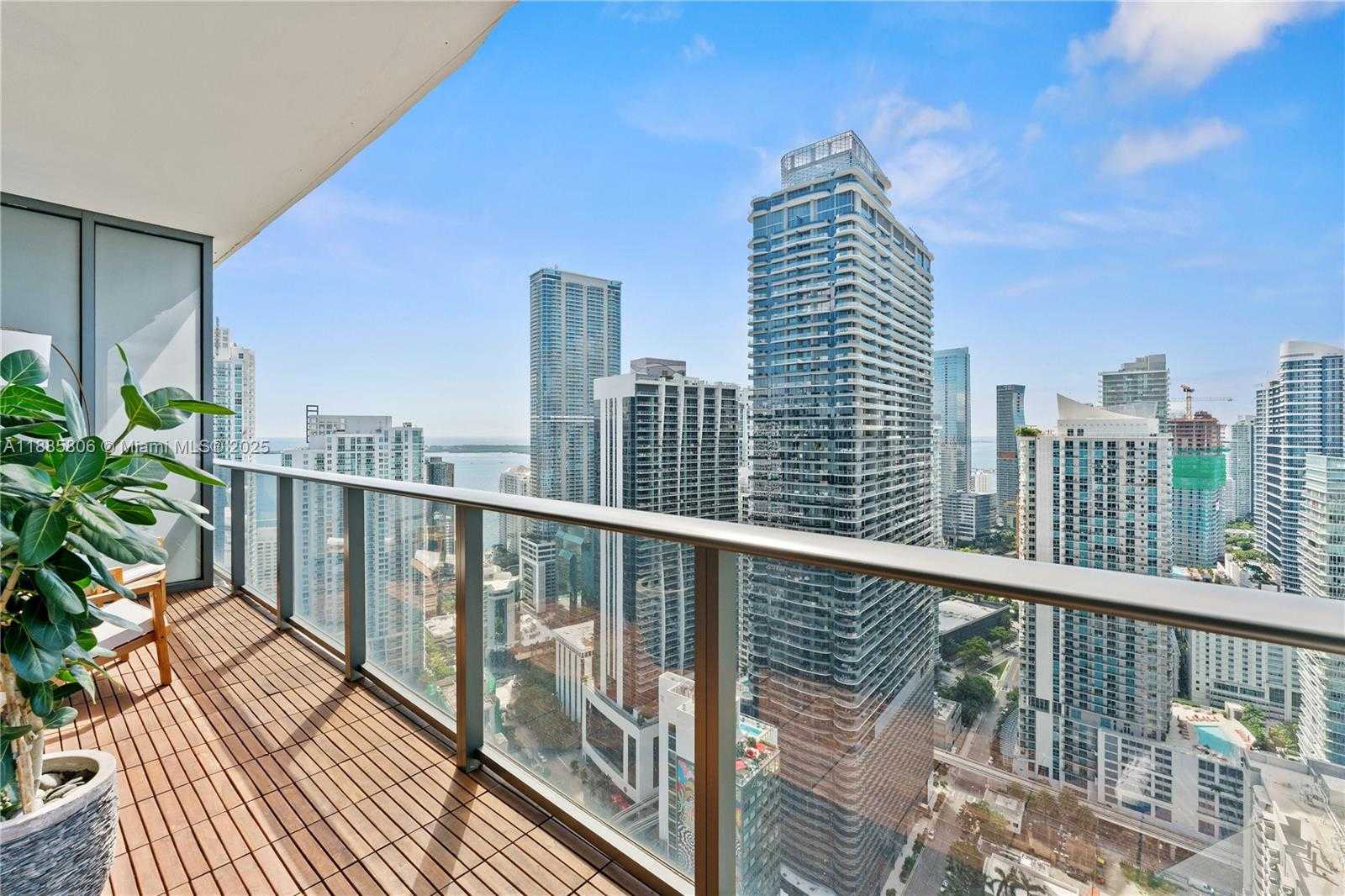Small Image of 45 SOUTH WEST 9TH ST #4205, Miami Number 3