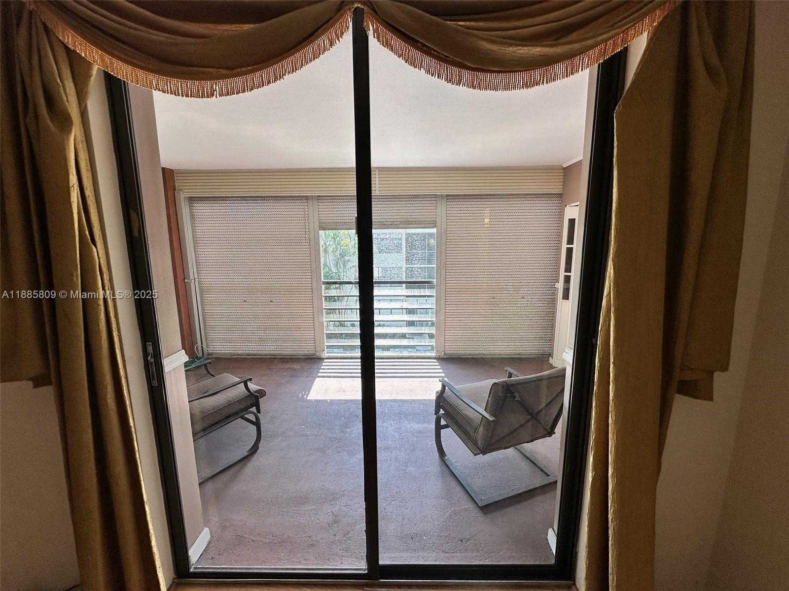 Small Image of 20341 NORTH EAST 30TH AVE #PH2-6, Aventura Number 16