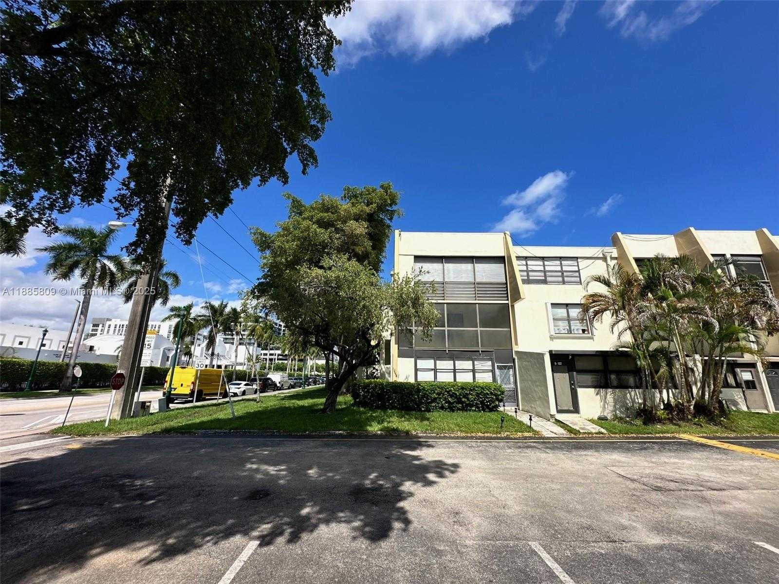 Small Image of 20341 NORTH EAST 30TH AVE #PH2-6, Aventura Number 20