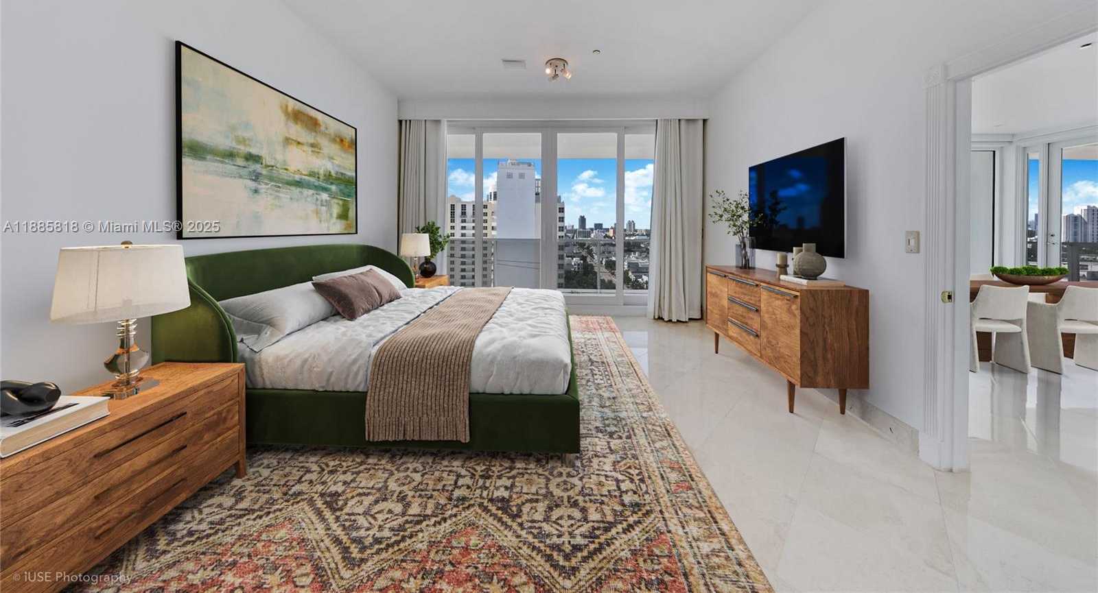 Small Image of 100 LINCOLN RD #PH12, Miami Beach Number 14