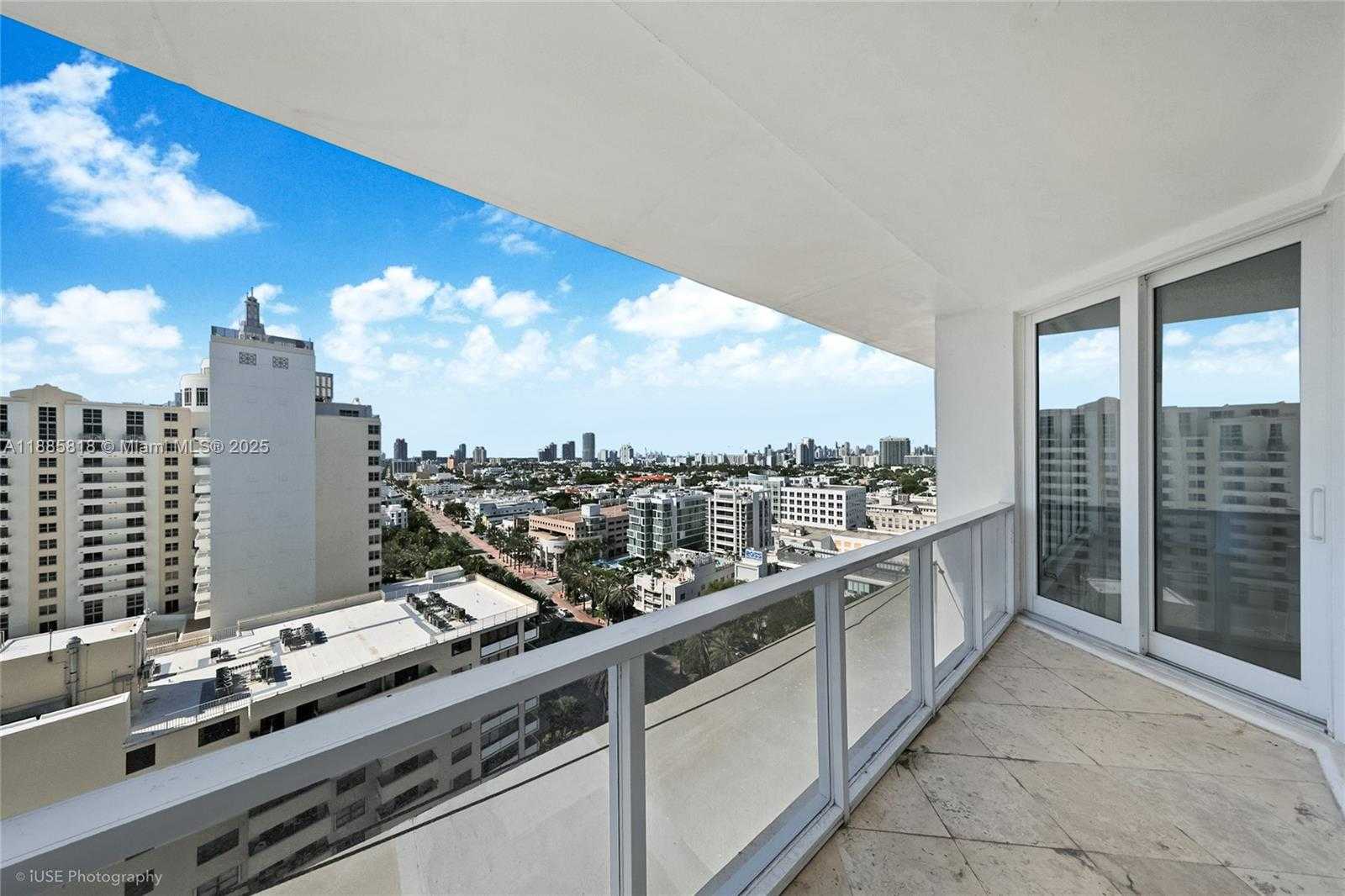 Small Image of 100 LINCOLN RD #PH12, Miami Beach Number 17