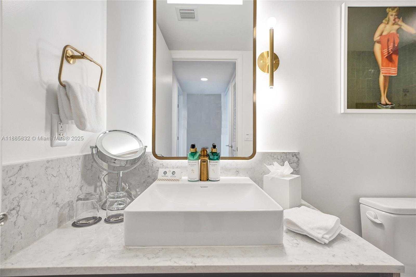 Small Image of 159 NORTH EAST 6TH ST #3302, Miami Number 30