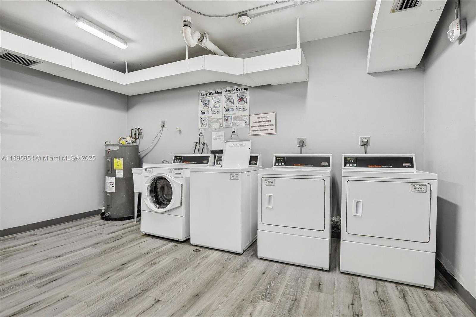 Small Image of 4200 HILLCREST DR #308, Hollywood Number 19