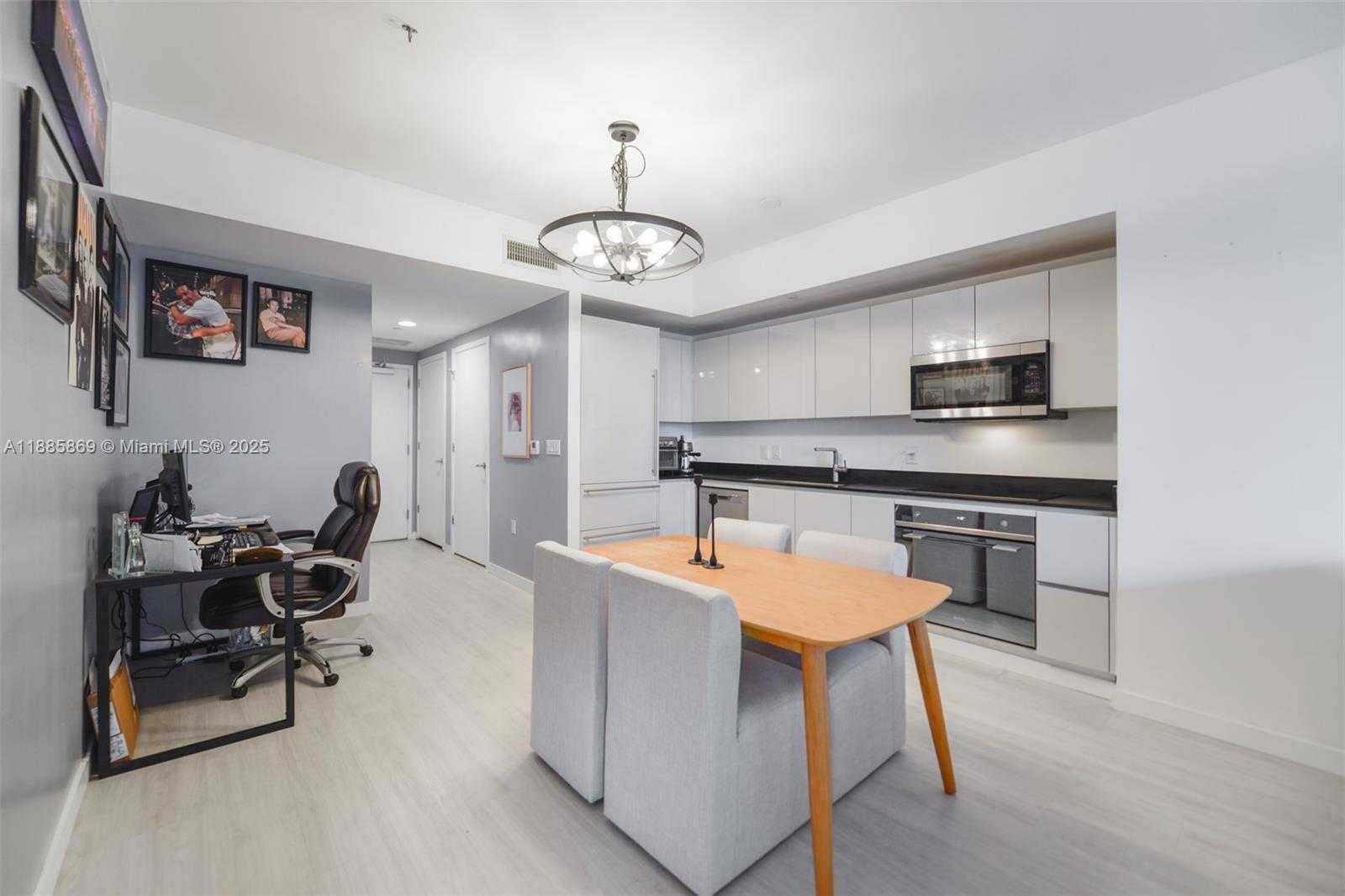 Small Image of 1010 BRICKELL AVE #3608, Miami Number 10