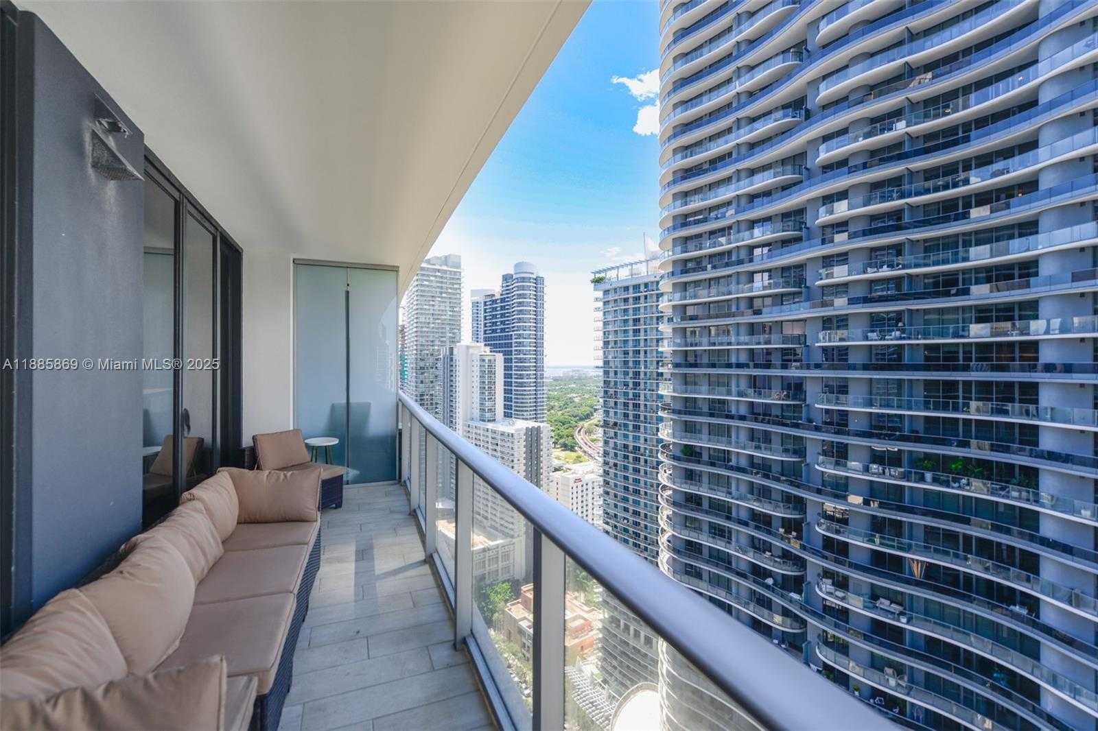 Small Image of 1010 BRICKELL AVE #3608, Miami Number 3
