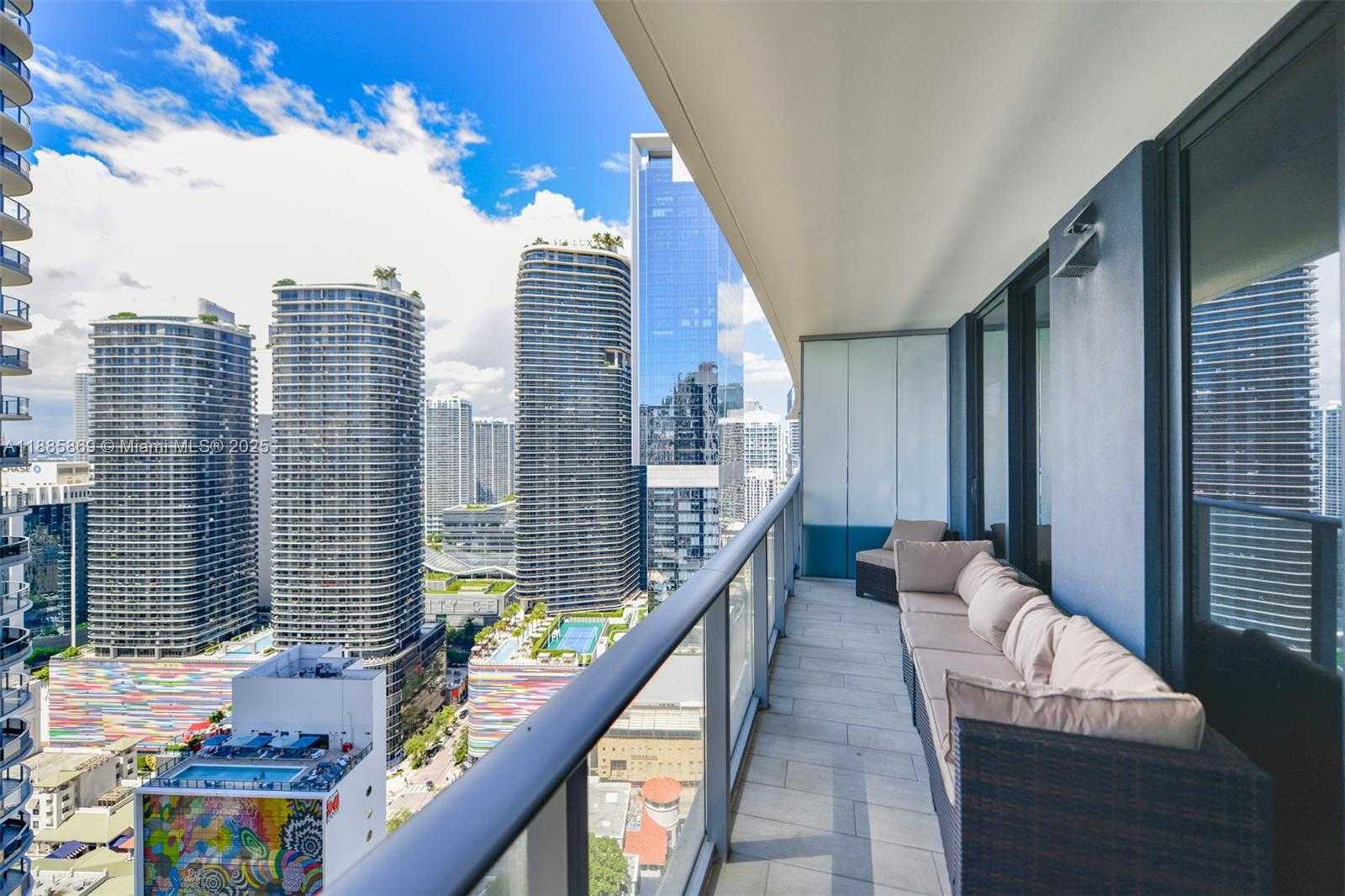 Small Image of 1010 BRICKELL AVE #3608, Miami Number 4