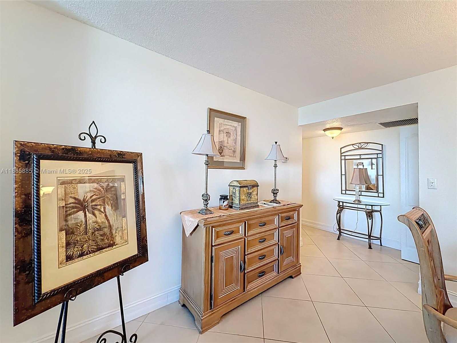 Small Image of 1890 SOUTH OCEAN DR #504, Hallandale Beach Number 19