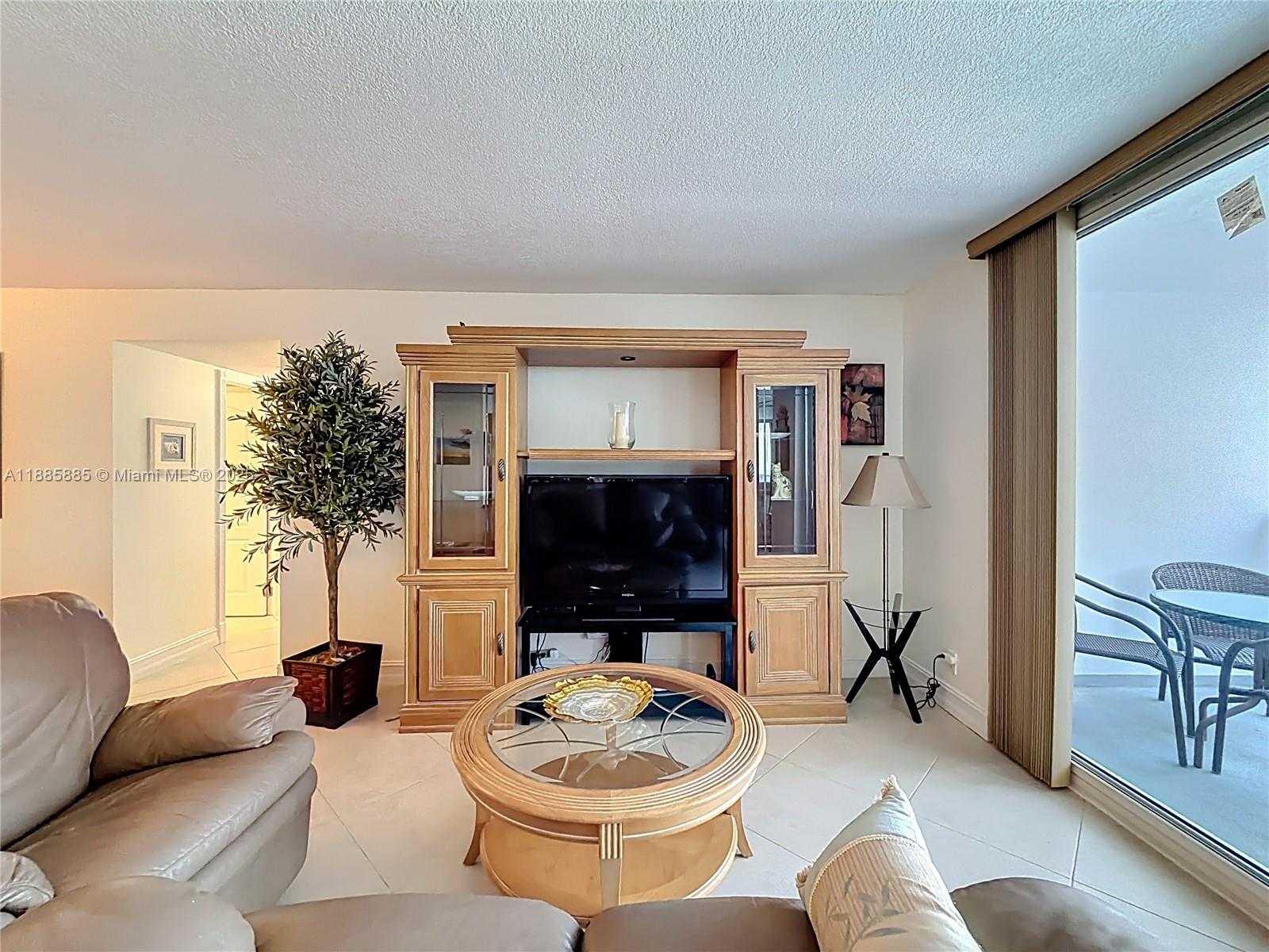 Small Image of 1890 SOUTH OCEAN DR #504, Hallandale Beach Number 22