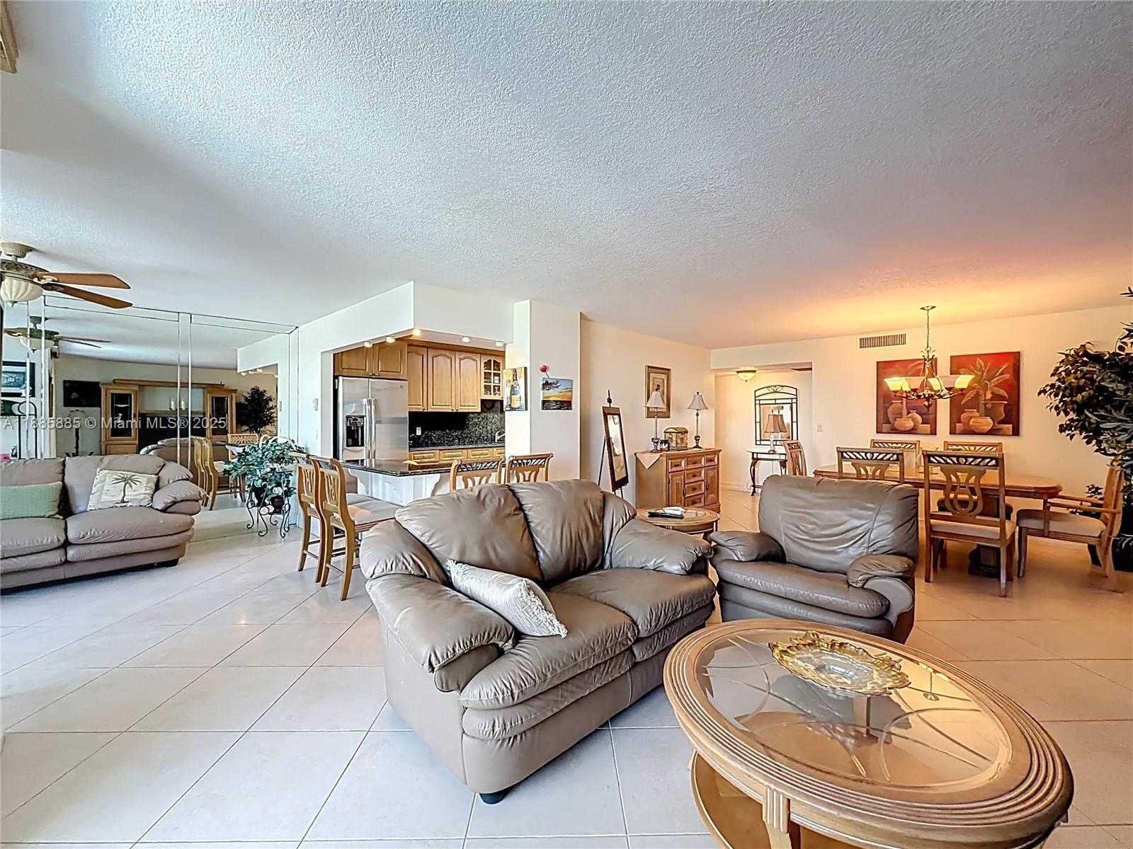 Small Image of 1890 SOUTH OCEAN DR #504, Hallandale Beach Number 24