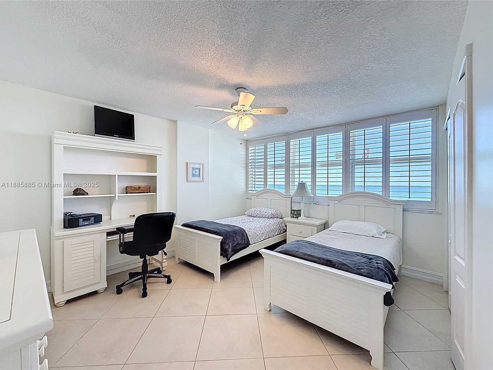 Small Image of 1890 SOUTH OCEAN DR #504, Hallandale Beach Number 37