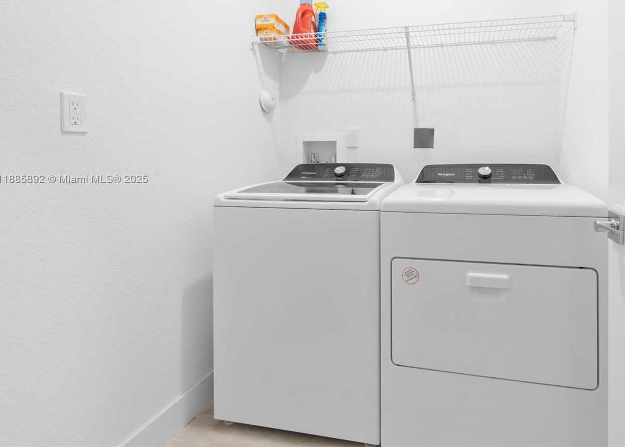 Small Image of 110 SOUTH WEST 171ST WAY, Pembroke Pines Number 24