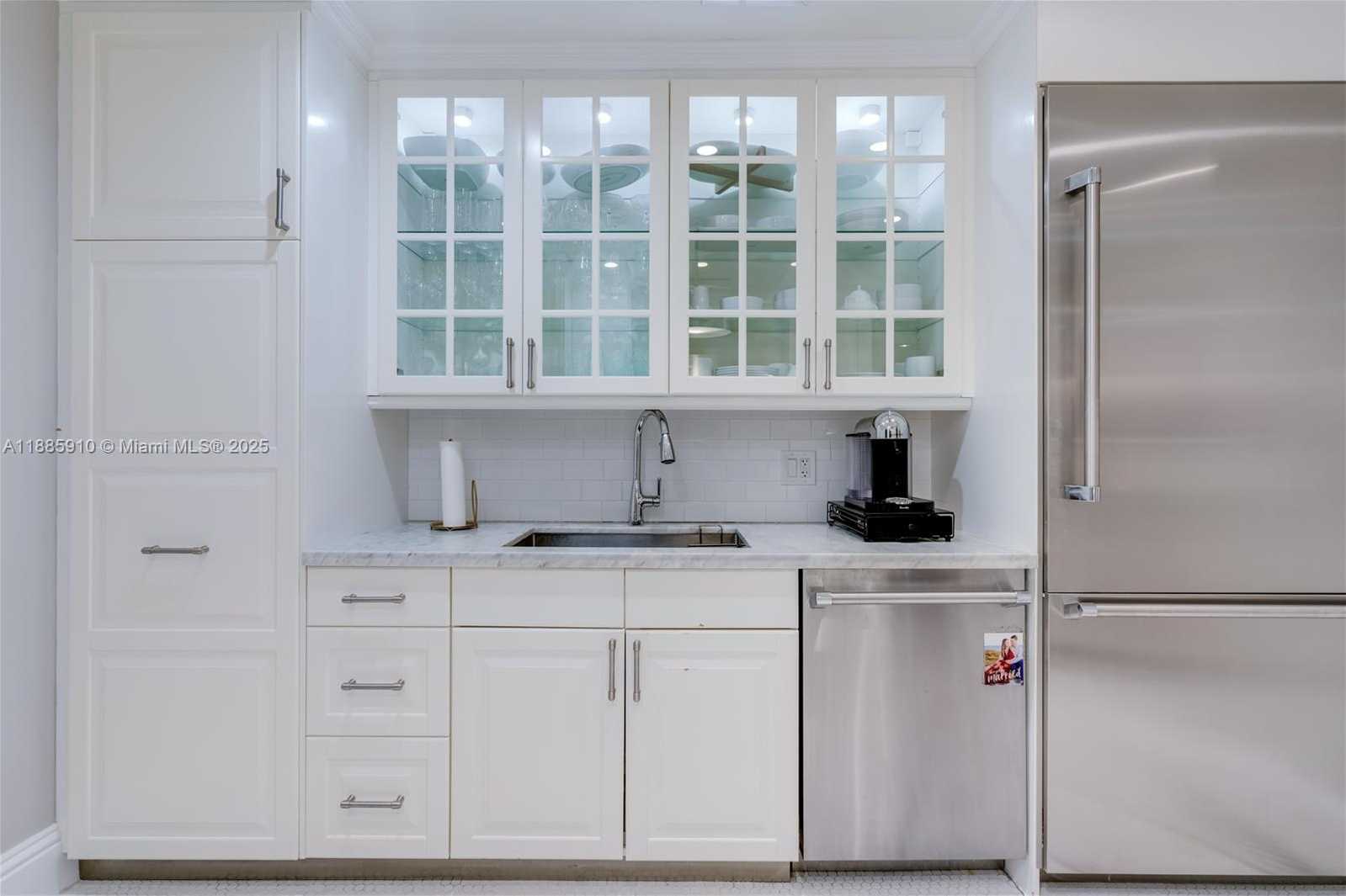 Small Image of 1133 CAMPO SANO AVE #2, Coral Gables Number 13