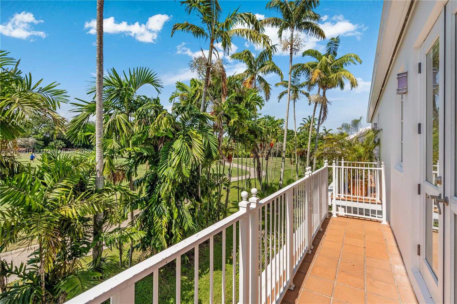 Small Image of 1133 CAMPO SANO AVE #2, Coral Gables Number 27